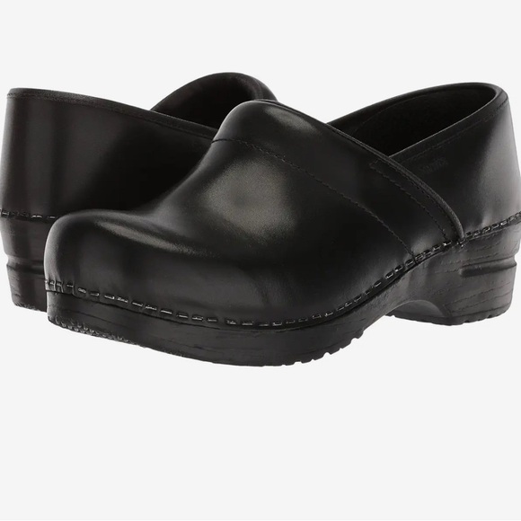 Sanita Professional Cabrio black women size 9.5-10 narrow NEW - Picture 1 of 16